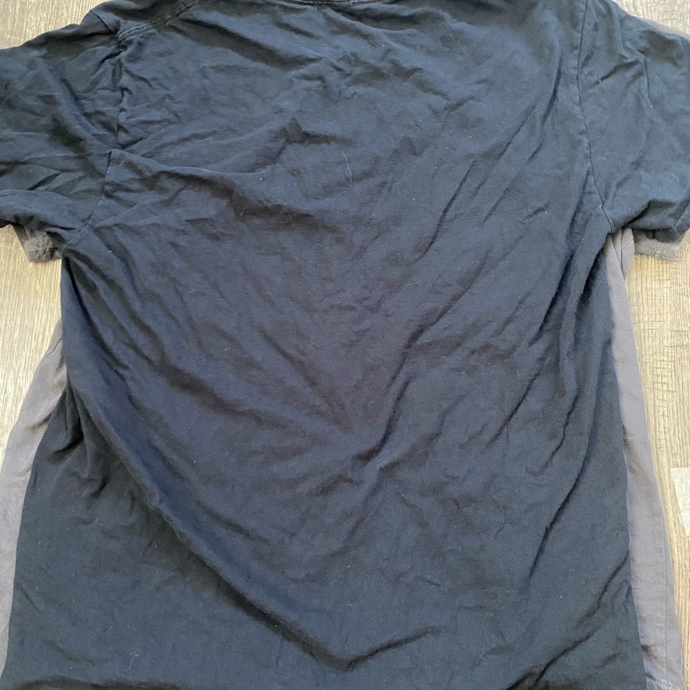 graphic tee - Picture 5 of 7